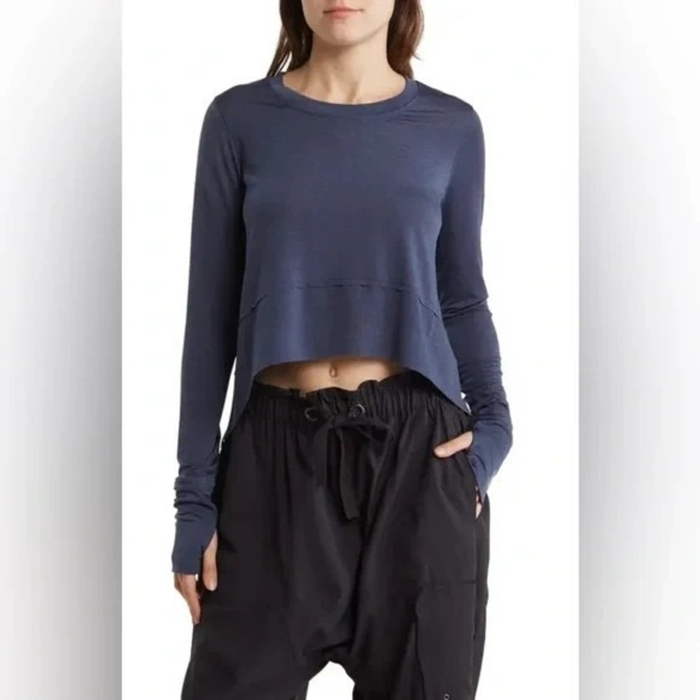 Free People Movement Tempo Tee Long Sleeve Shirt Womens XS Navy Blue